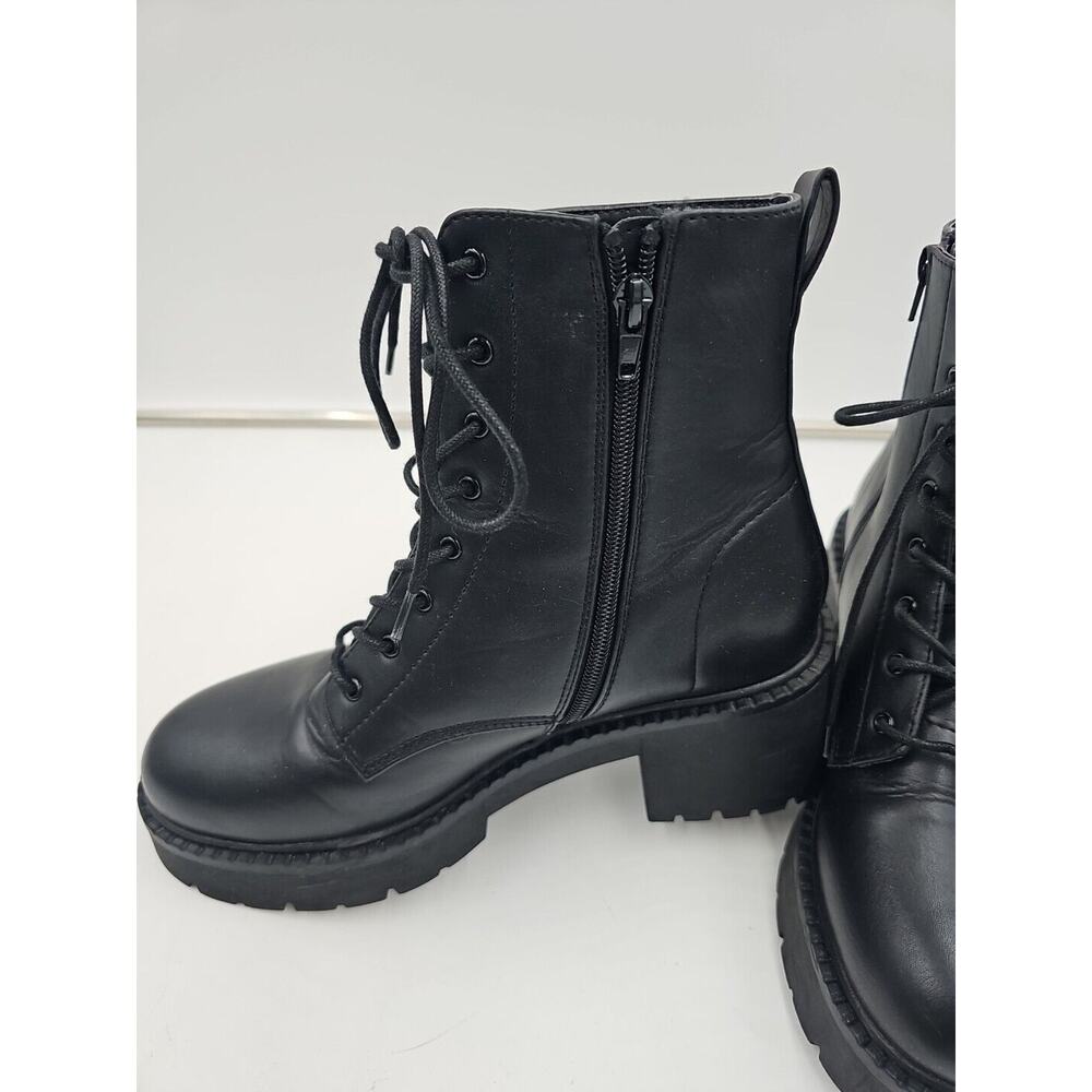 Madden Girl Talentt Conbat Hiking Biker Platform Block Heel Boots Size 9.5 Black - Picture 3 of 4